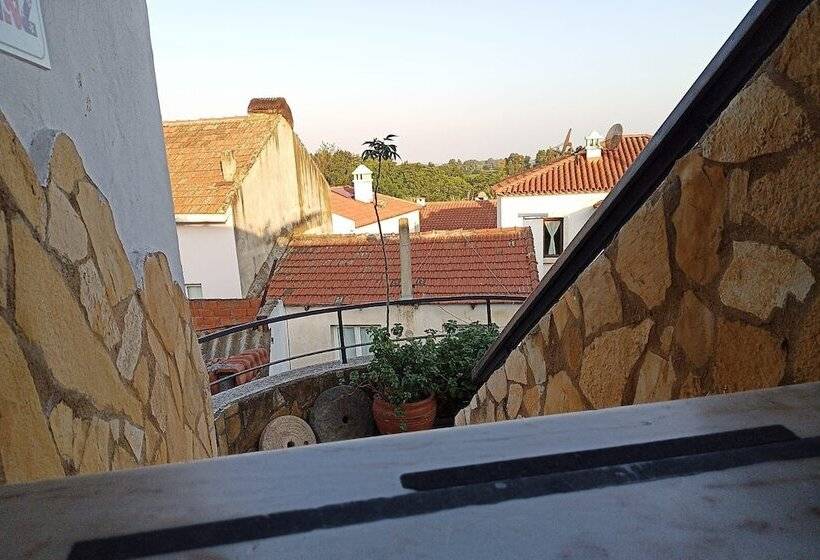 Anz Guest House Pansiyon