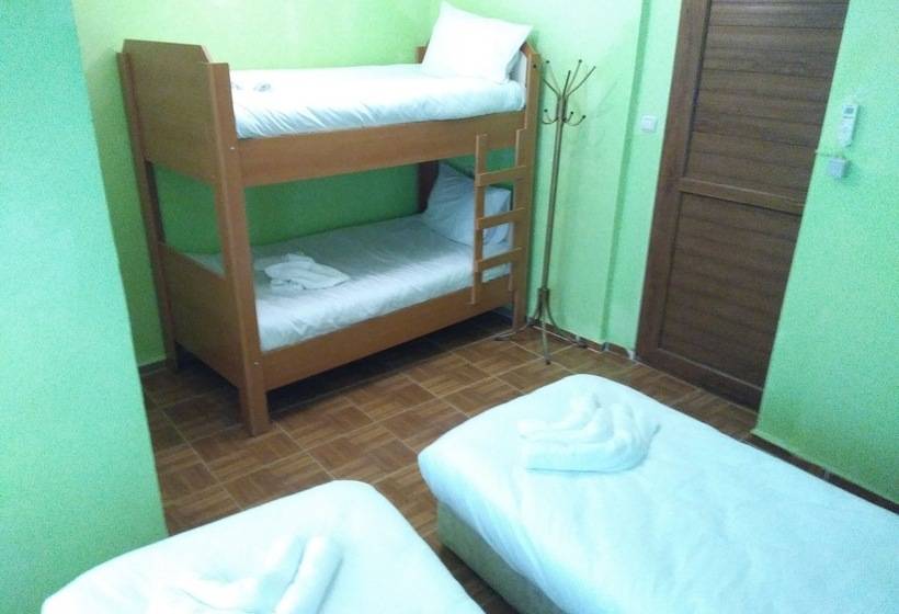 Anz Guest House Pansiyon