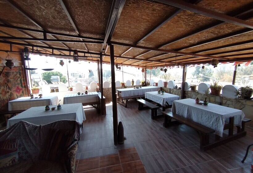 Anz Guest House Pansiyon