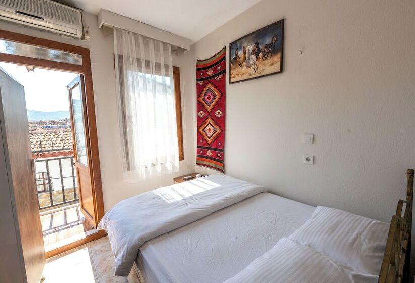 Anz Guest House Pansiyon