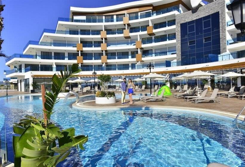 ホテル Elite Admiral Premium Residences