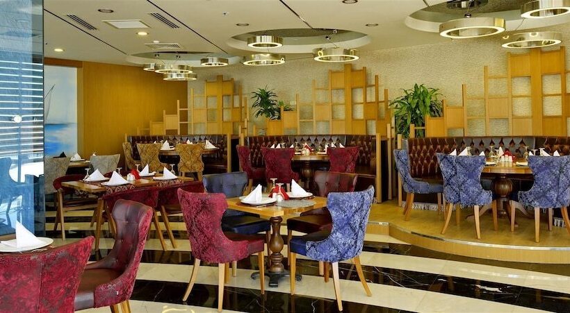 ホテル Elite Admiral Premium Residences