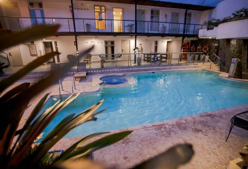 Medellin Vibes Hostel