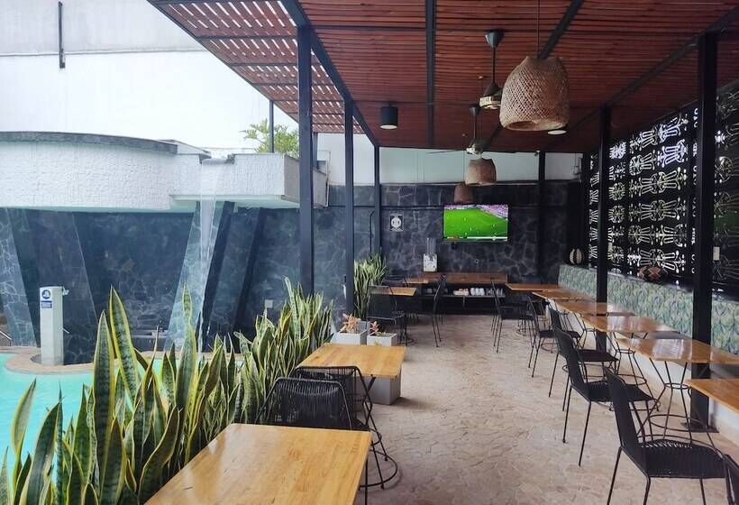 Medellin Vibes Hostel