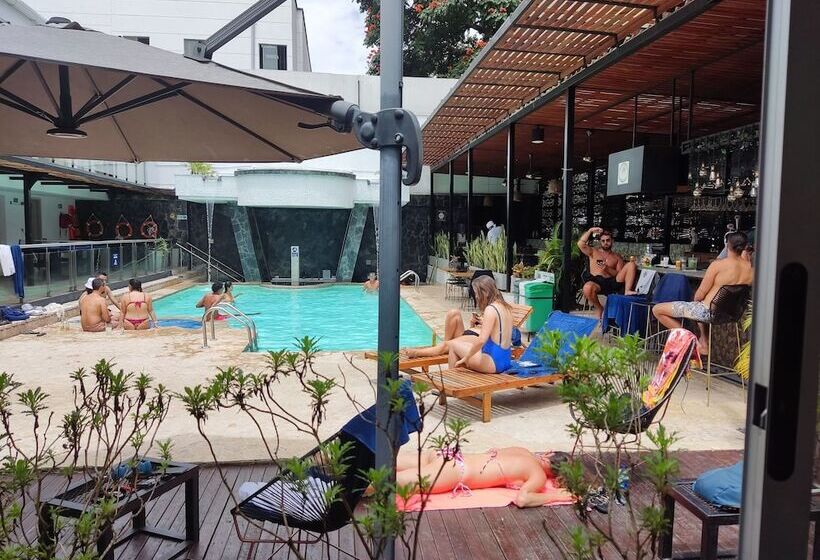 Medellin Vibes Hostel