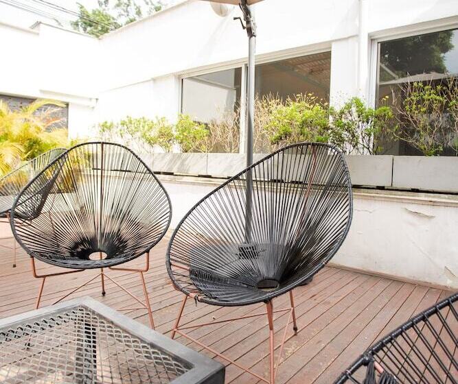 Medellin Vibes Hostel