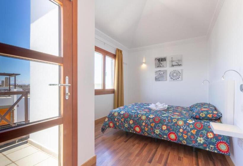 Playa Blanca Beach Mate