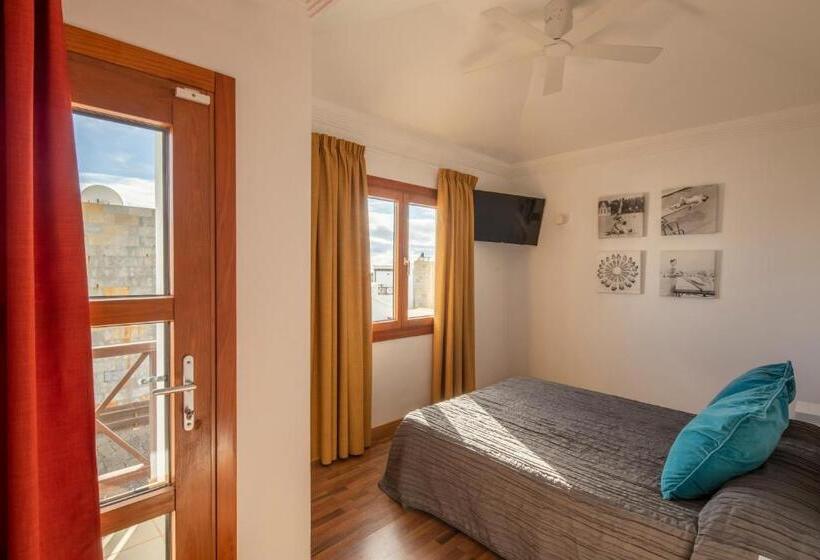 Playa Blanca Beach Mate