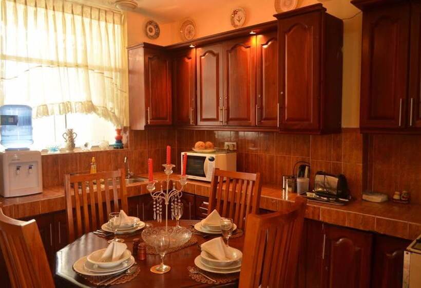 酒店 Frangipani Dehiwela