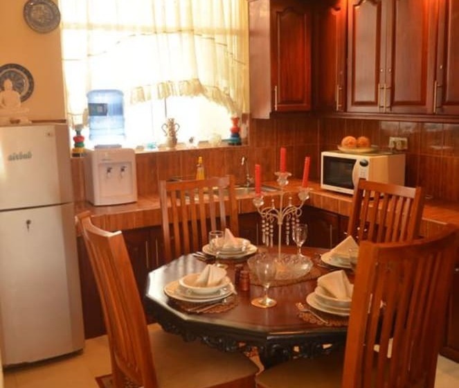 酒店 Frangipani Dehiwela