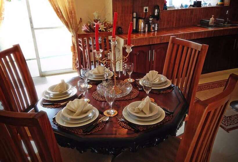 酒店 Frangipani Dehiwela