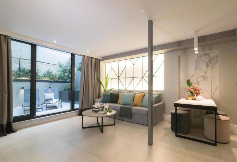 فندق 47 Luxury Suites