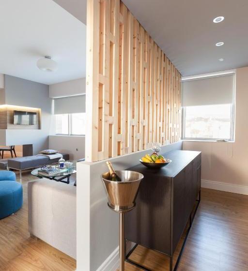 فندق 47 Luxury Suites