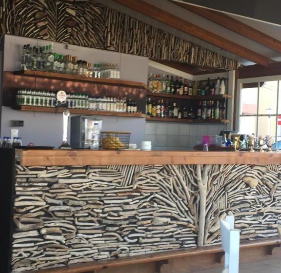 ホテル Nitsa Rooms