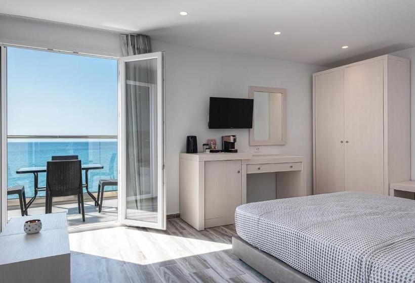 旅馆 Kyma Rooms & Suites