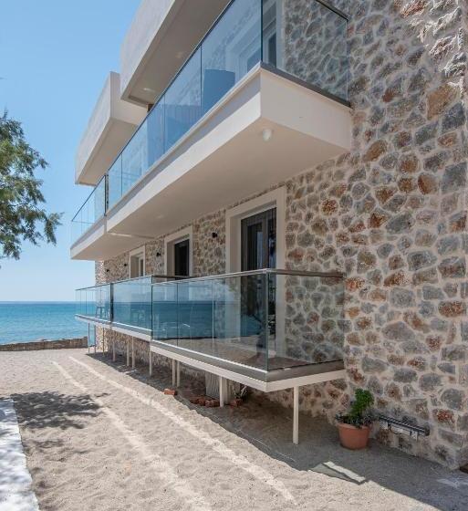 旅馆 Kyma Rooms & Suites