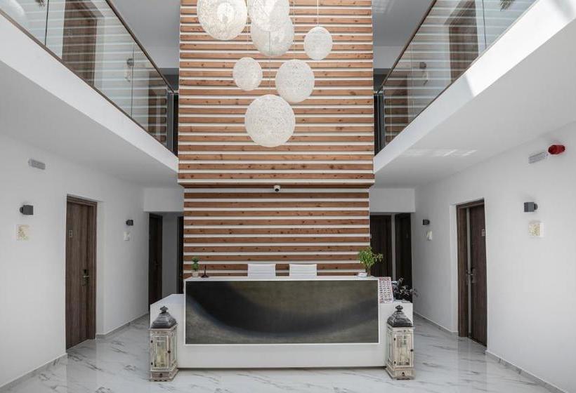 旅馆 Kyma Rooms & Suites