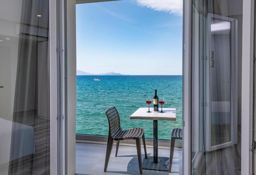 旅馆 Kyma Rooms & Suites