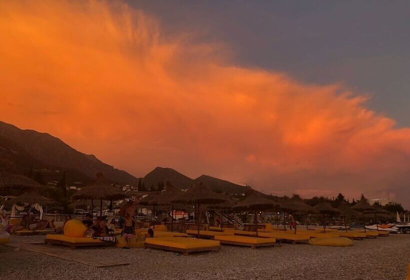 Drymades Resort