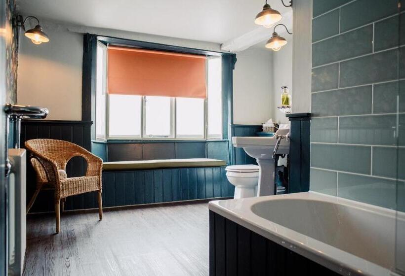 Хостел The Corner House Canterbury