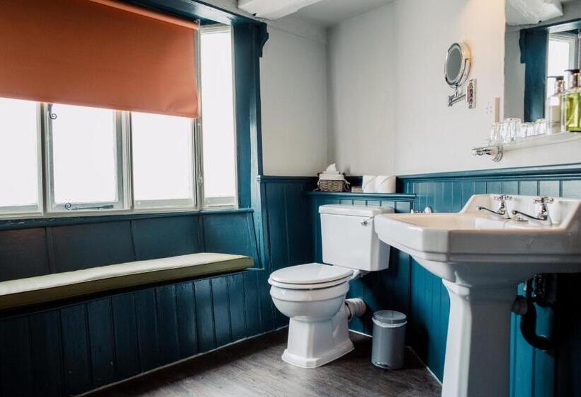 Хостел The Corner House Canterbury