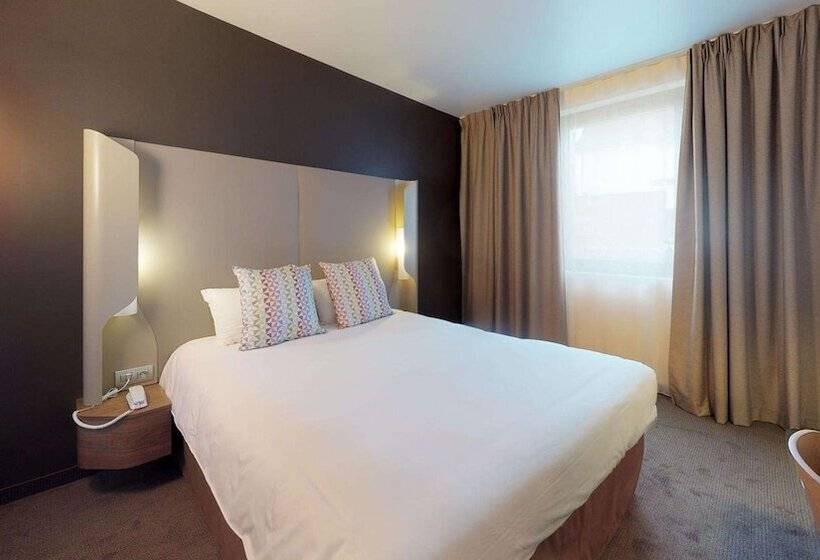 Отель Campanile Fontainebleau