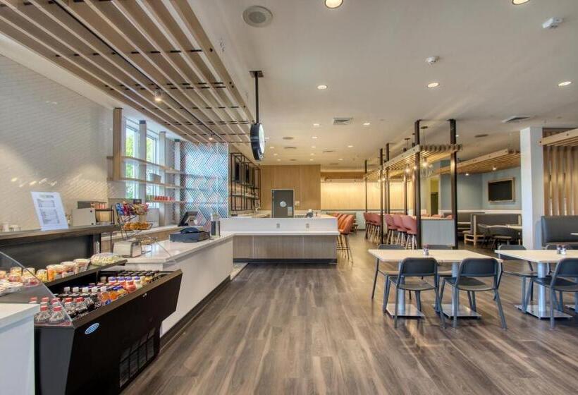 هتل Holiday Inn   Appleton, An Ihg