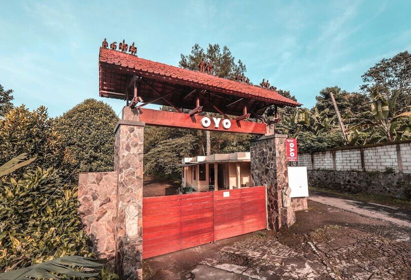 בית מלון כפרי Oyo 209 Permata Hati Resort & Organic Farm