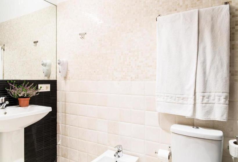 Suites Campo Del Príncipe