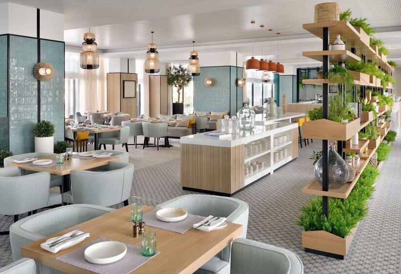 فندق Vida Emirates Hills