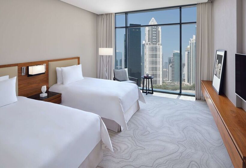 فندق Vida Emirates Hills