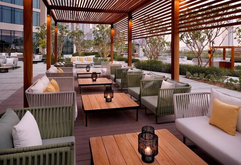 فندق Vida Emirates Hills
