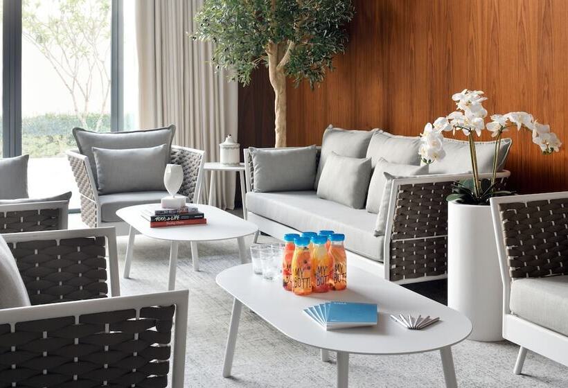 فندق Vida Emirates Hills