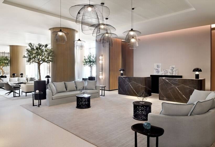 فندق Vida Emirates Hills