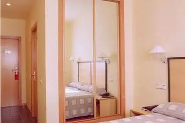 فندق Lugones Nor