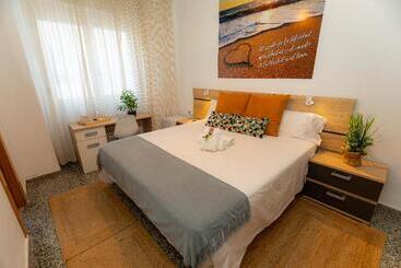 مسافرخانه Ventura Premium