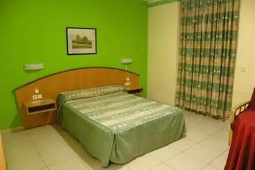 Hotell Hostal Las Fuentes