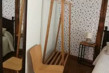 فندق Hostal El Resbalon