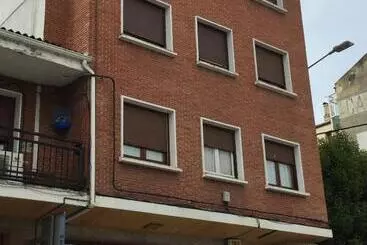 酒店 Hostal Restaurant Jose Luis