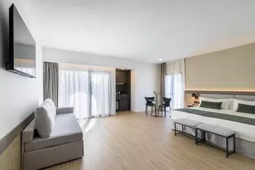 בית מלון כפרי Occidental Puerto Banús