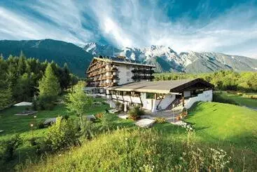 ホテル Kaysers Tirol Resort