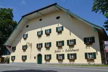 Der Schlosswirt Zu Anif Biedermeierhotel Und Restaurant