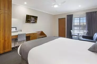 בית מלון כפרי Manifold Motor Inn