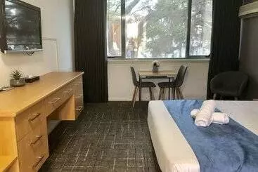 Hotel Parkdale Motor Inn