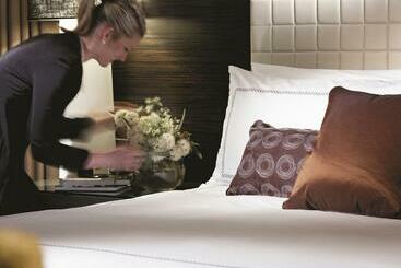 Four Seasons Hotel Sydney