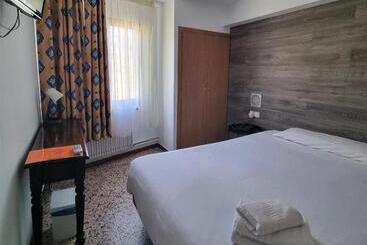 هتل Cims Pas De La Casa