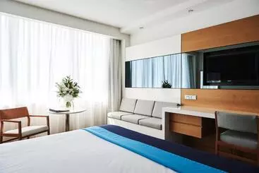 هتل The Ville Resort Casino