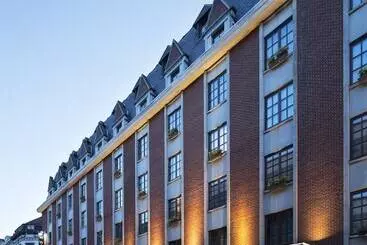 酒店 Warwick Brussels  Grand Place
