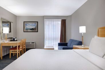 فندق Days Inn By Wyndham Niagara Falls Near The Falls