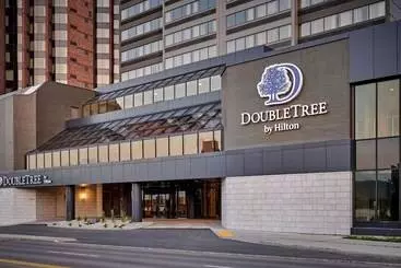 Doubletree By Hilton Windsor Hotel & Suites